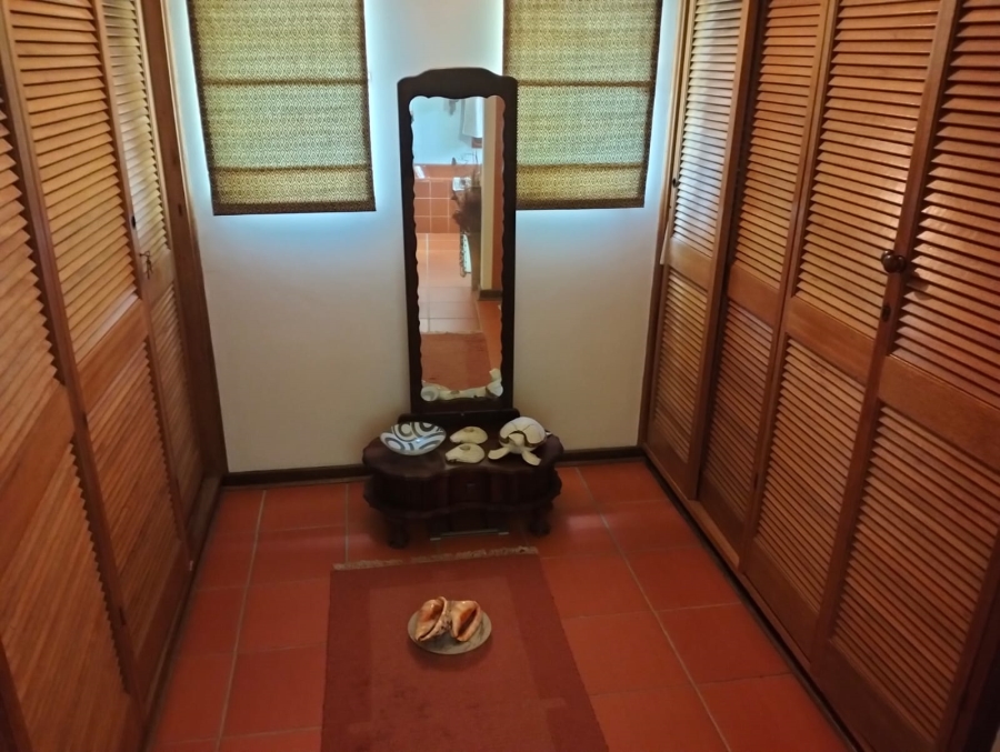 4 Bedroom Property for Sale in Flamwood North West